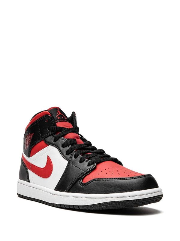 Air Jordan 1 Mid Bred Toe