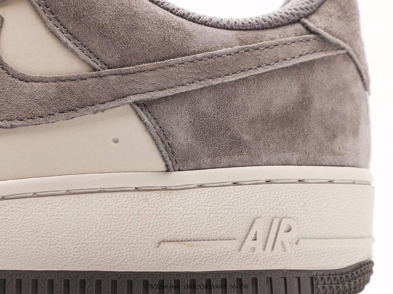 Air Force 1 Low "Black carbonash Pigeon gray"